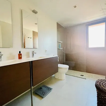 Camomilla 43, Villa *